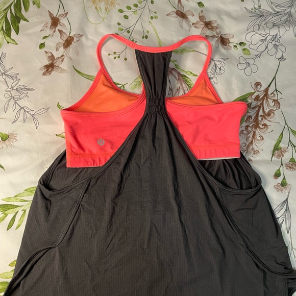 Active sports top - Picture 1 of 2